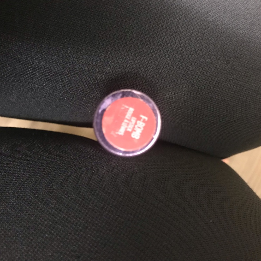 Lipstick - Picture 3 of 3